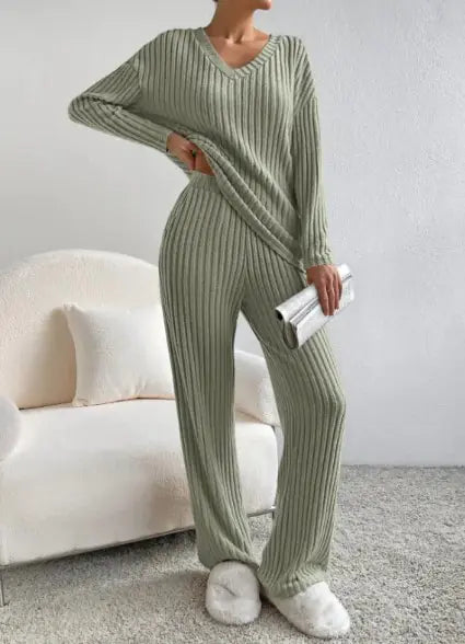 Load image into Gallery viewer, Knitted Two-piece Set
