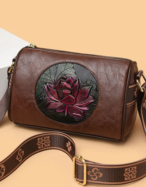 Load image into Gallery viewer, New Fashion Casual Ethnic Style Simple Large-capacity Crossbody Bag
