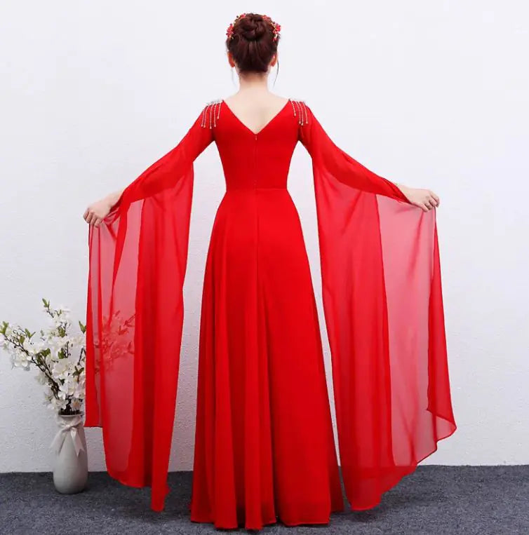 The Red Long Guzheng Performance Dress Is Elegant And Slim