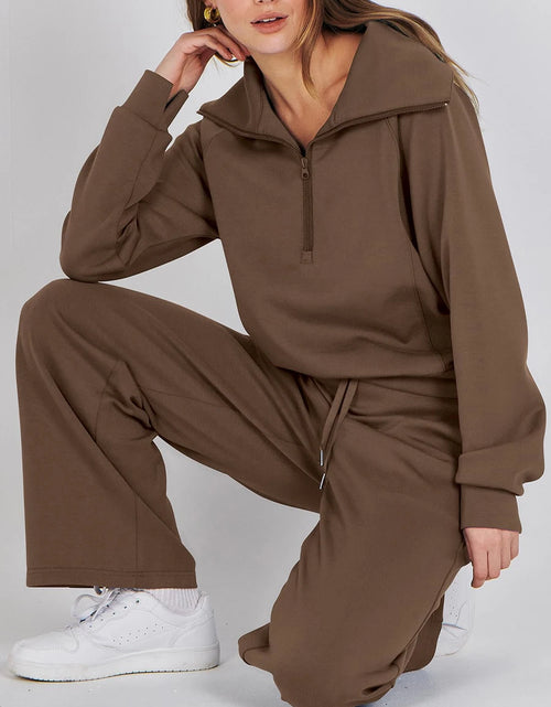 Load image into Gallery viewer, Two Piece Outfit Sweatsuit
