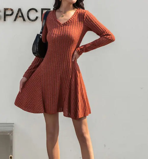 Load image into Gallery viewer, Knitted Long-sleeved Dress
