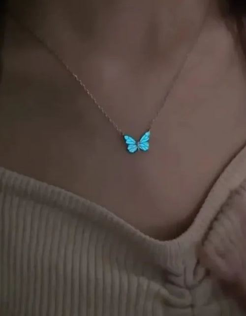 Load image into Gallery viewer, Blue Luminous Smart Butterfly Necklace
