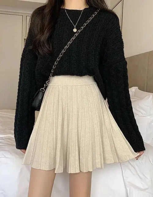 Load image into Gallery viewer, High Waist Knitted Mini Skirt
