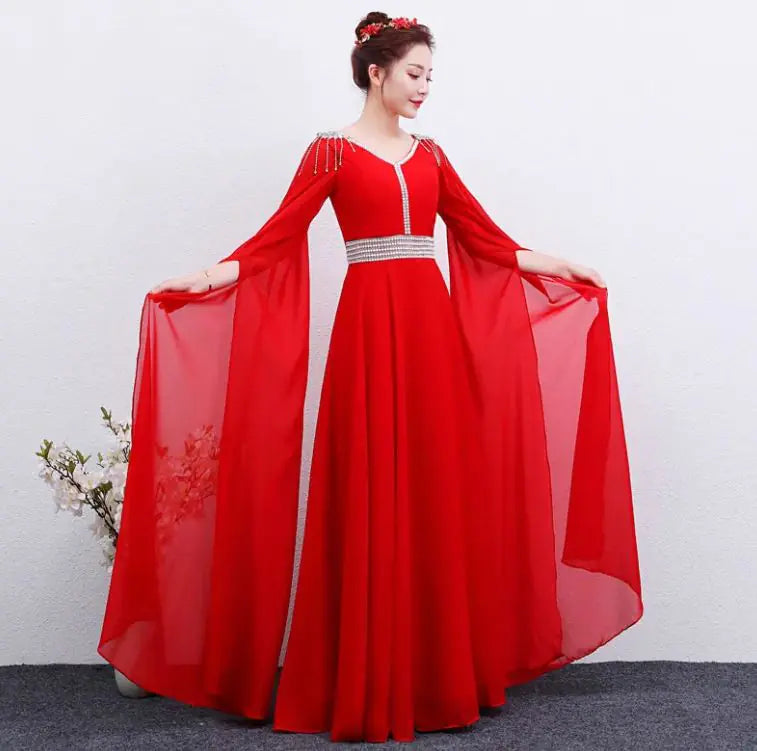 The Red Long Guzheng Performance Dress Is Elegant And Slim